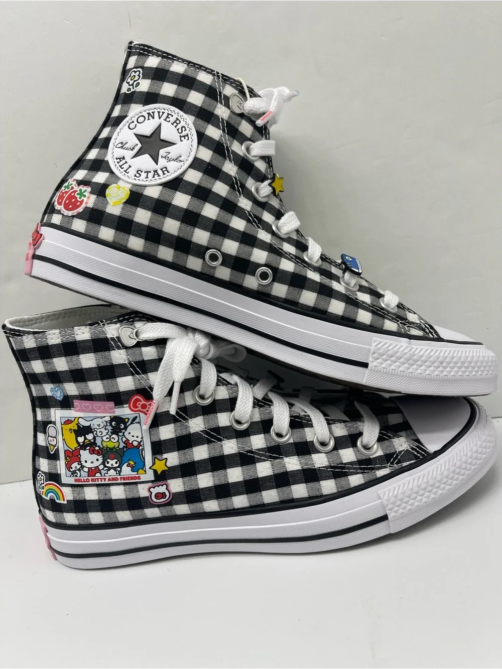 Converse WMNS CTAS HI Hello Kitty & Friends Picnic BlkWh Pink High Top Sneakers - Picture 15 of 16